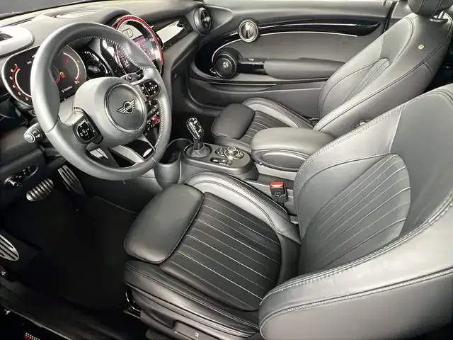 MINI John Cooper Works Cabrio