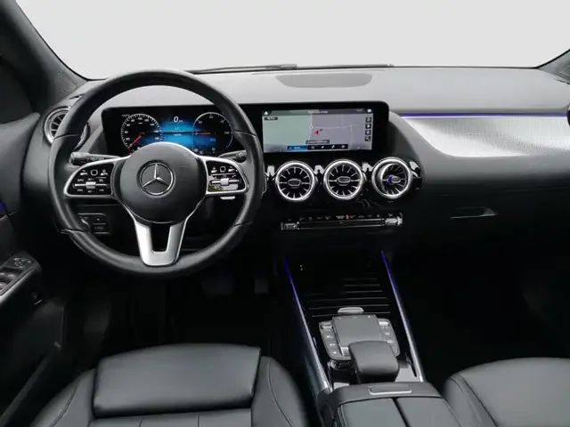 Mercedes-Benz EQA 300