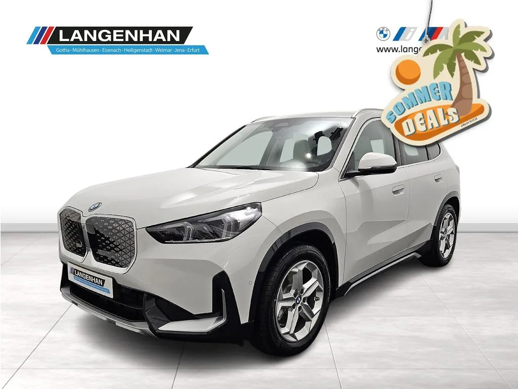 BMW iX1