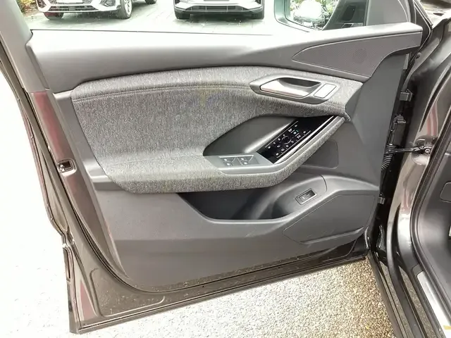 Audi Q6