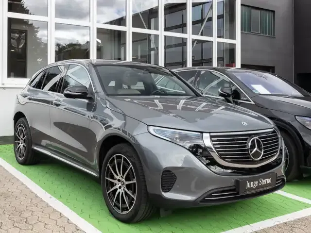 Mercedes-Benz EQC 400
