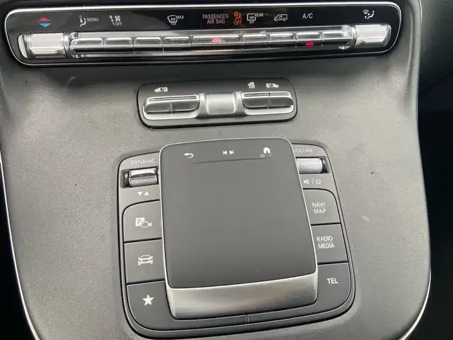 Mercedes-Benz V 250