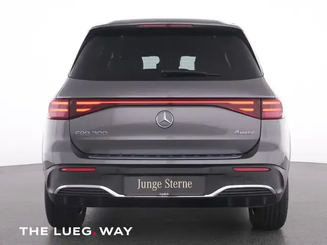 Mercedes-Benz EQB 300