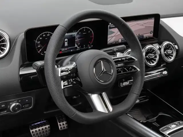 Mercedes-Benz GLA 220