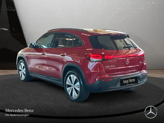 Mercedes-Benz EQA 300