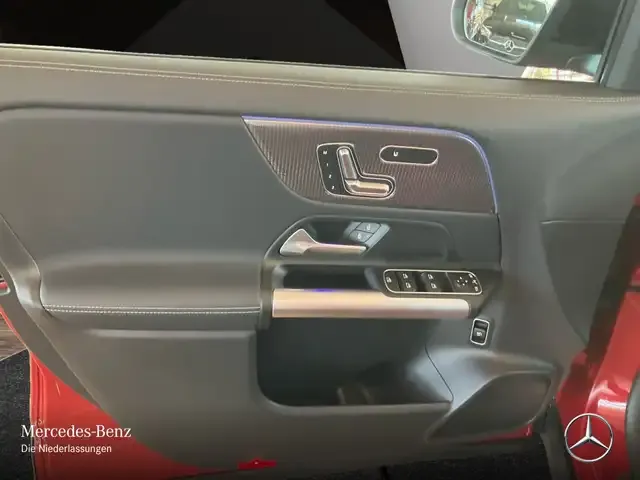 Mercedes-Benz EQA 300