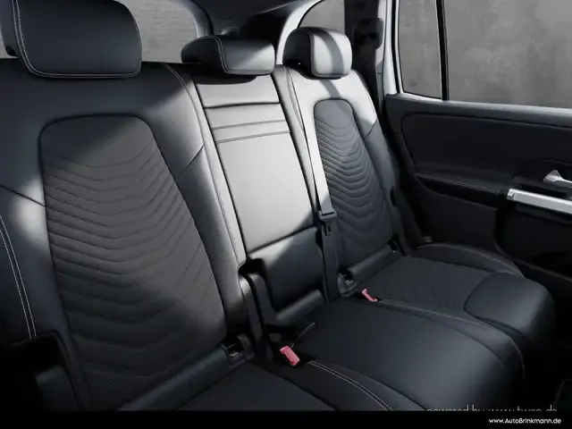 Mercedes-Benz GLB 200