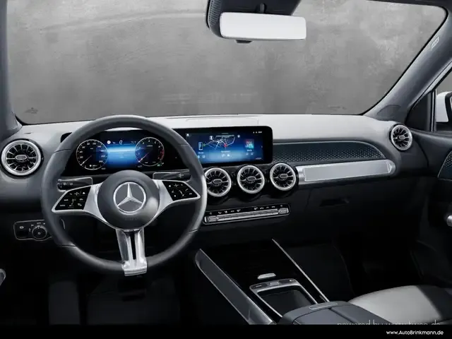 Mercedes-Benz GLB 200