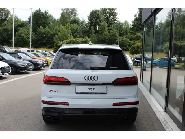 Audi SQ7