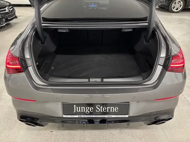 Mercedes-Benz CLA 35 AMG