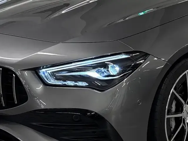 Mercedes-Benz CLA 35 AMG