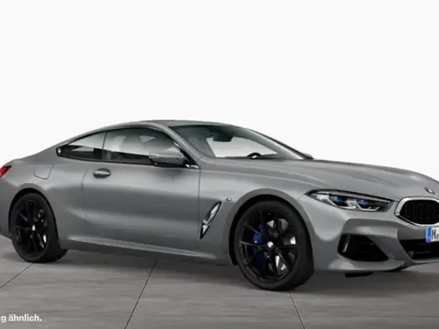BMW 840