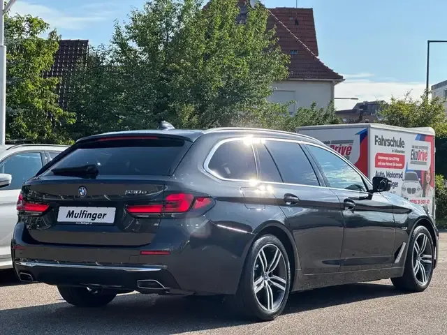 BMW 530