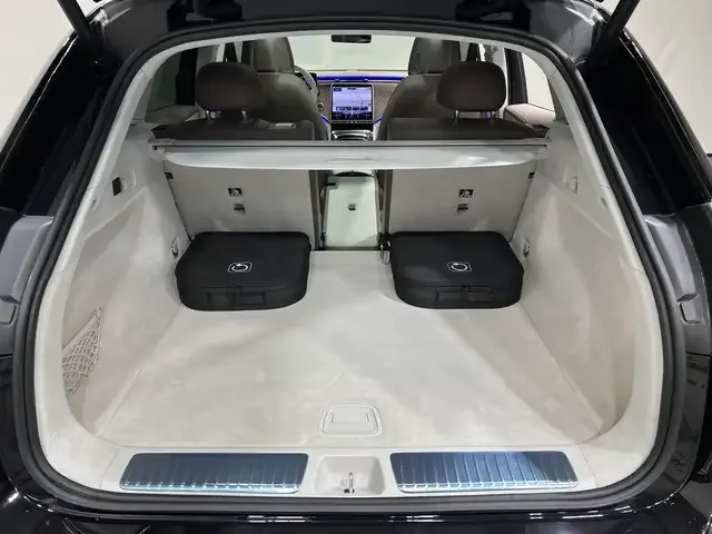 Mercedes-Benz EQE 350