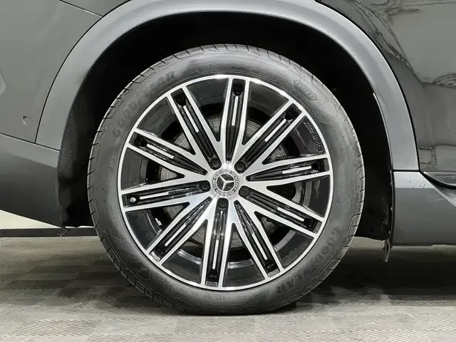 Mercedes-Benz EQE 350