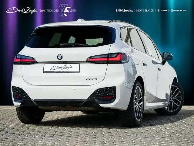 BMW 220