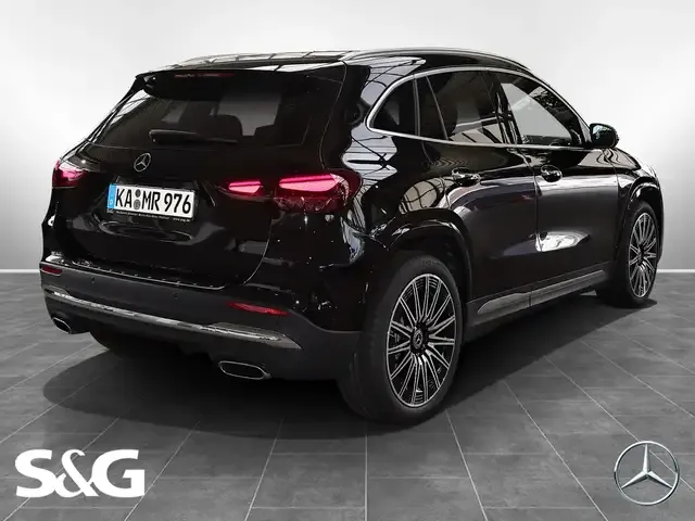 Mercedes-Benz GLA 200