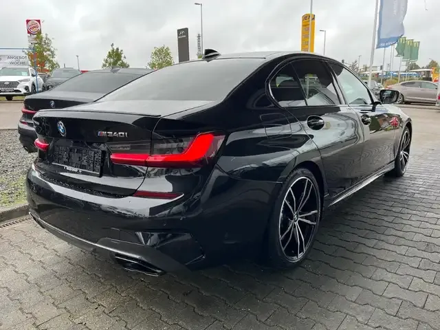BMW 340