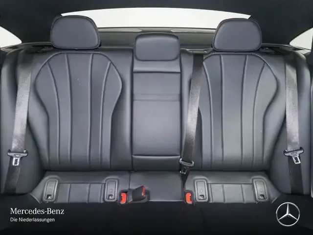 Mercedes-Benz EQE 350