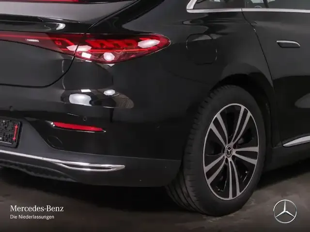 Mercedes-Benz EQE 350