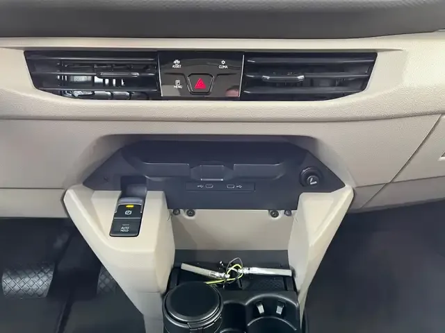 Volkswagen T7 California