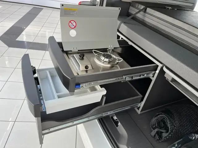 Volkswagen T7 California