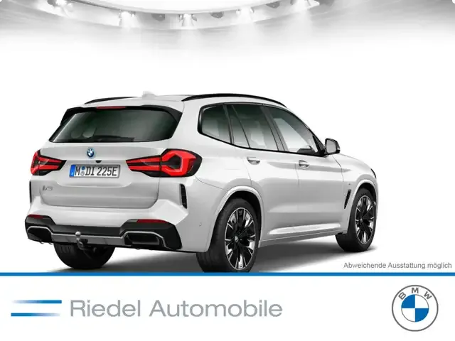 BMW iX3