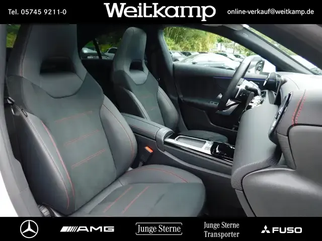 Mercedes-Benz CLA 180