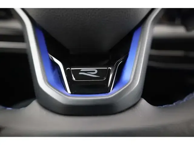 Volkswagen Golf R