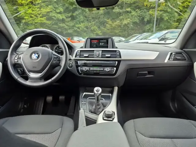 BMW 120