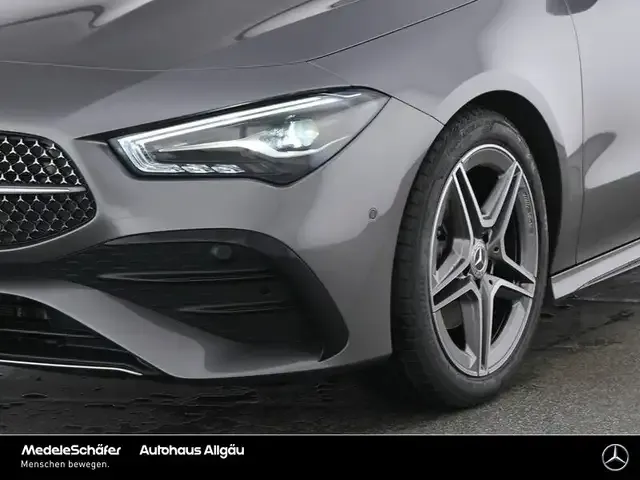 Mercedes-Benz CLA 180