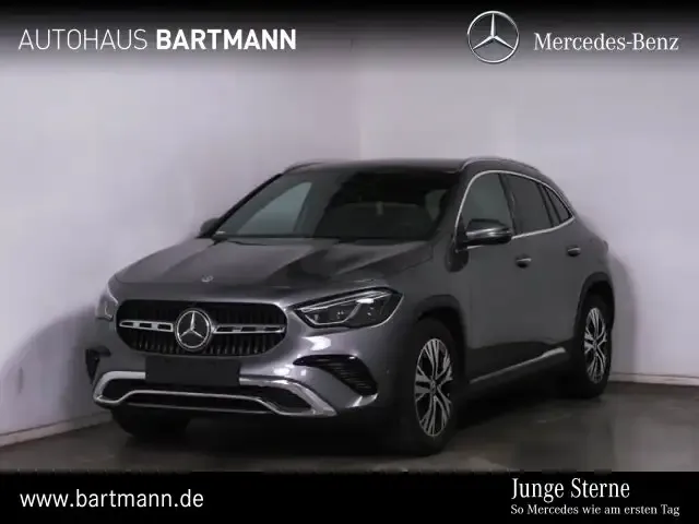 Mercedes-Benz GLA 180