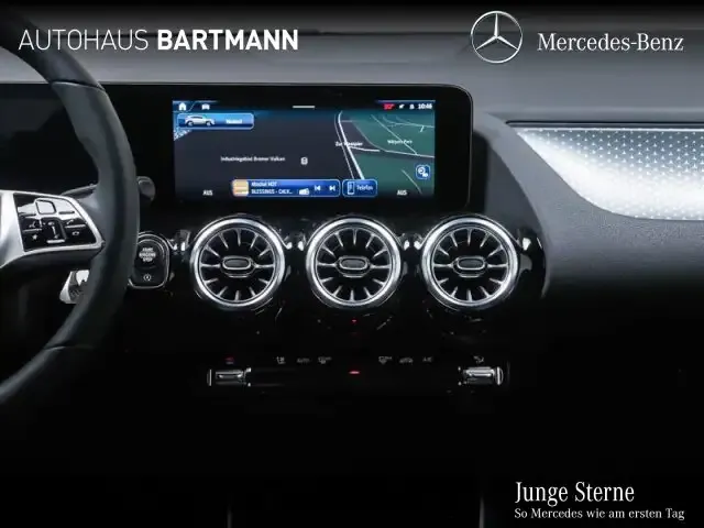 Mercedes-Benz GLA 180