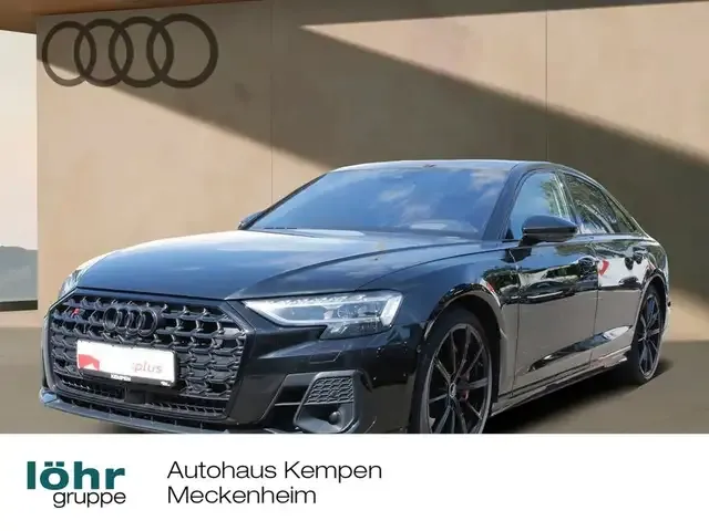 Audi S8