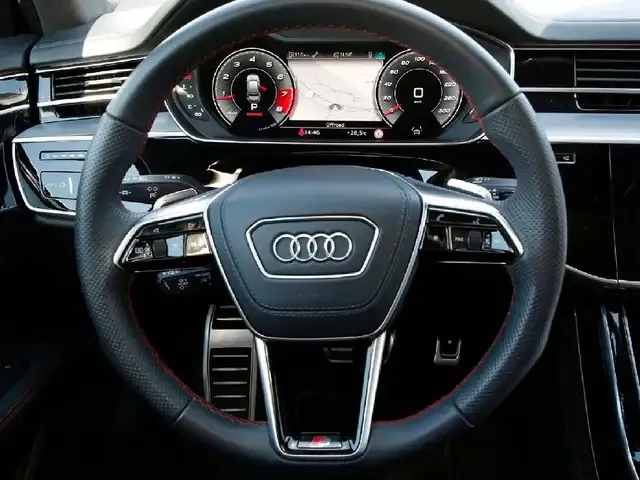 Audi S8