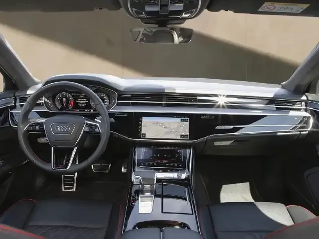 Audi S8