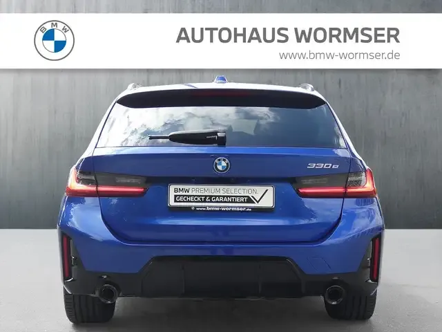 BMW 330