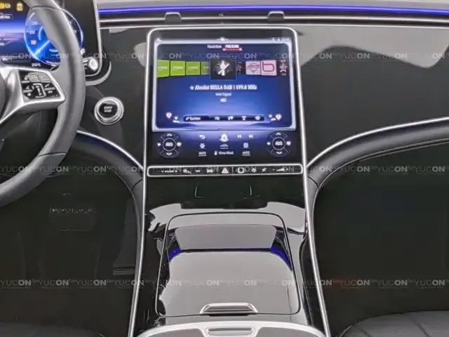 Mercedes-Benz EQE 300