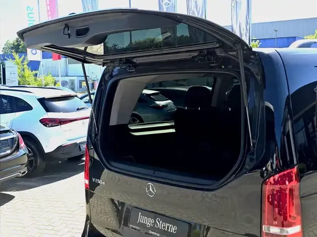 Mercedes-Benz V 250