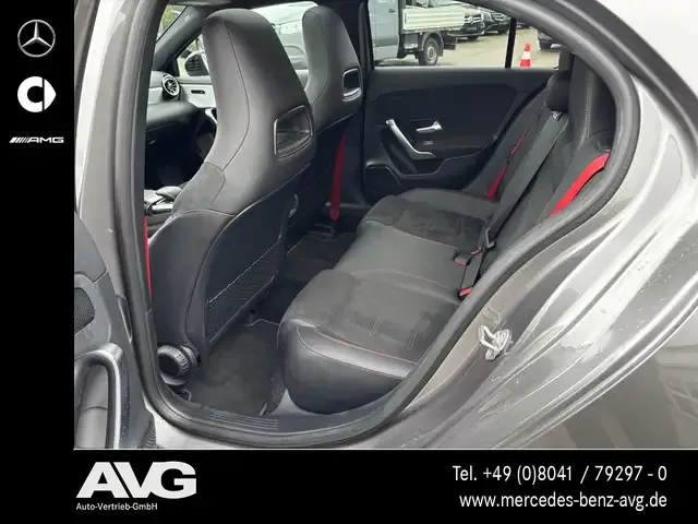 Mercedes-Benz A 35 AMG