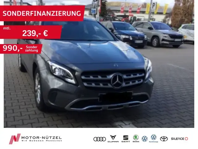 Mercedes-Benz GLA 180