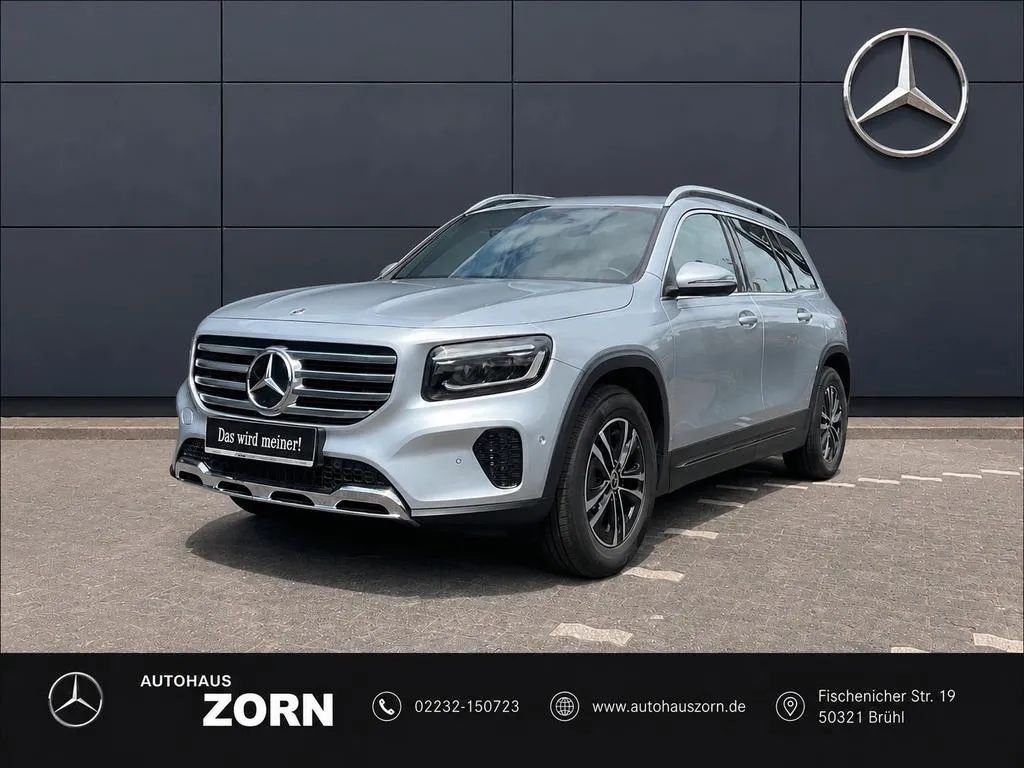 Mercedes-Benz GLB 180