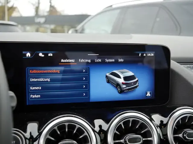 Mercedes-Benz EQA 250