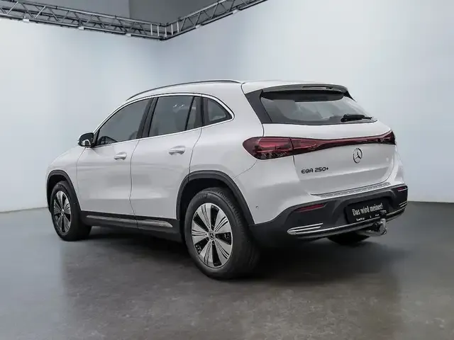 Mercedes-Benz EQA 250