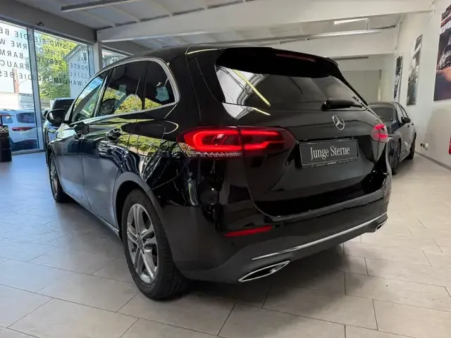 Mercedes-Benz B 160
