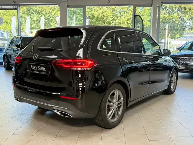 Mercedes-Benz B 160