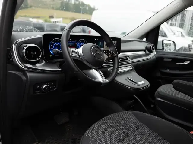 Mercedes-Benz EQV 300