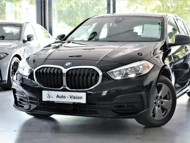 BMW 118