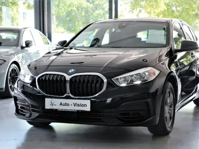 BMW 118