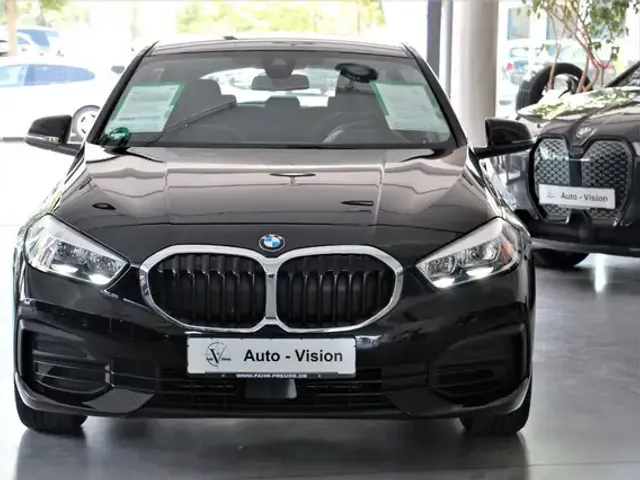 BMW 118